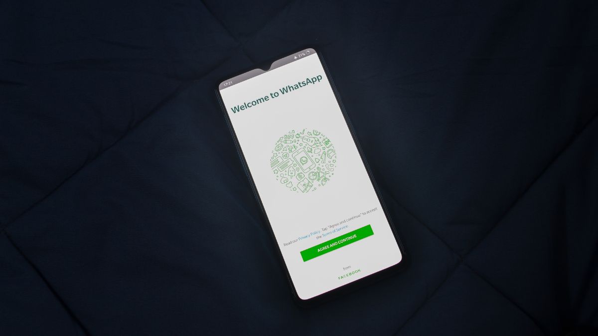 WhatsApp không cần số điện thoại được không?