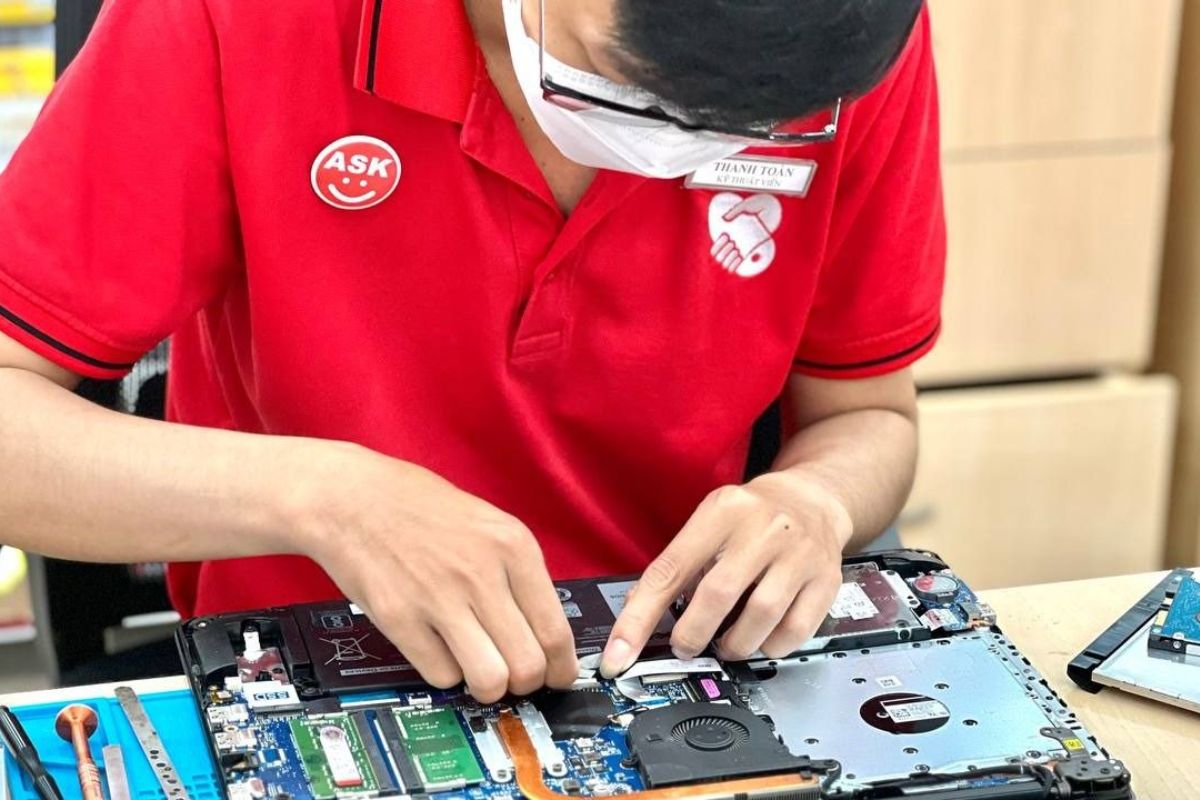 laptop bị đen màn hình nhưng vẫn chạy 40