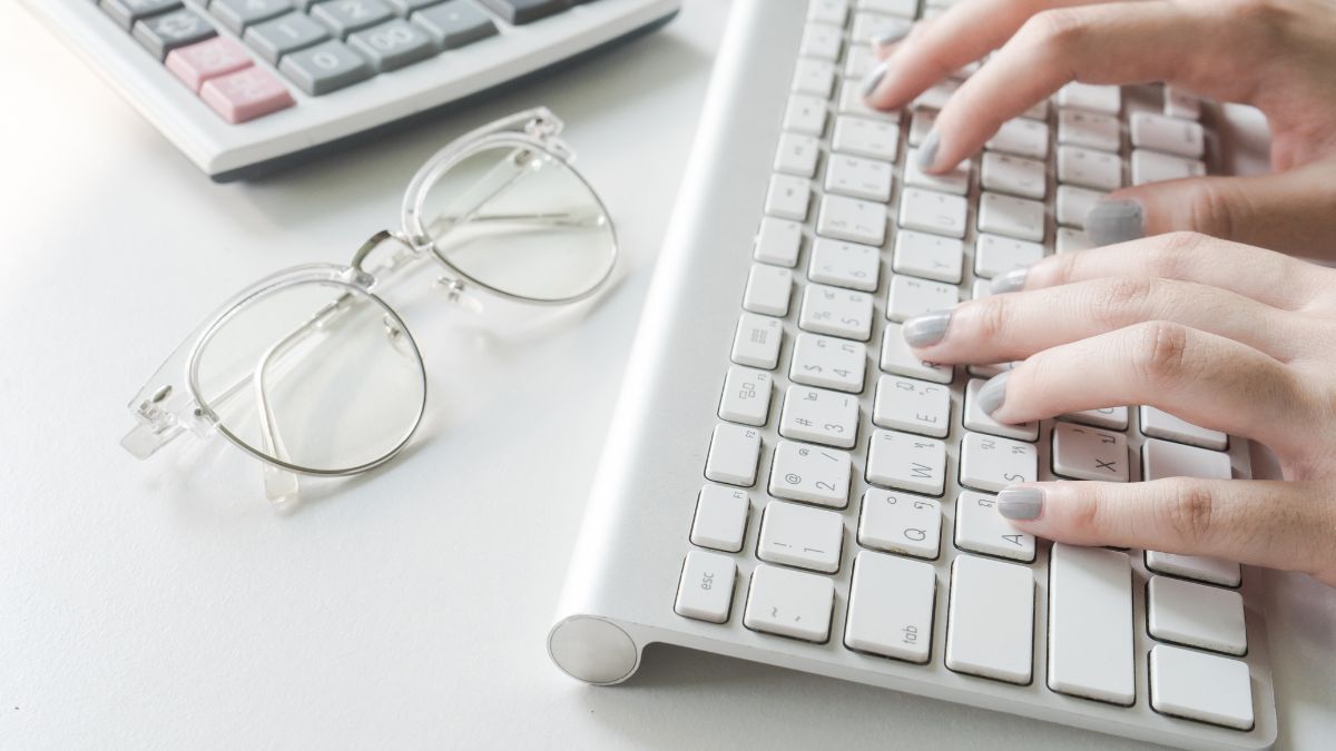 Tùy thuộc vào sở thích để chọn keyboard cơ hay keyboard thường khi sử dụng văn phòng