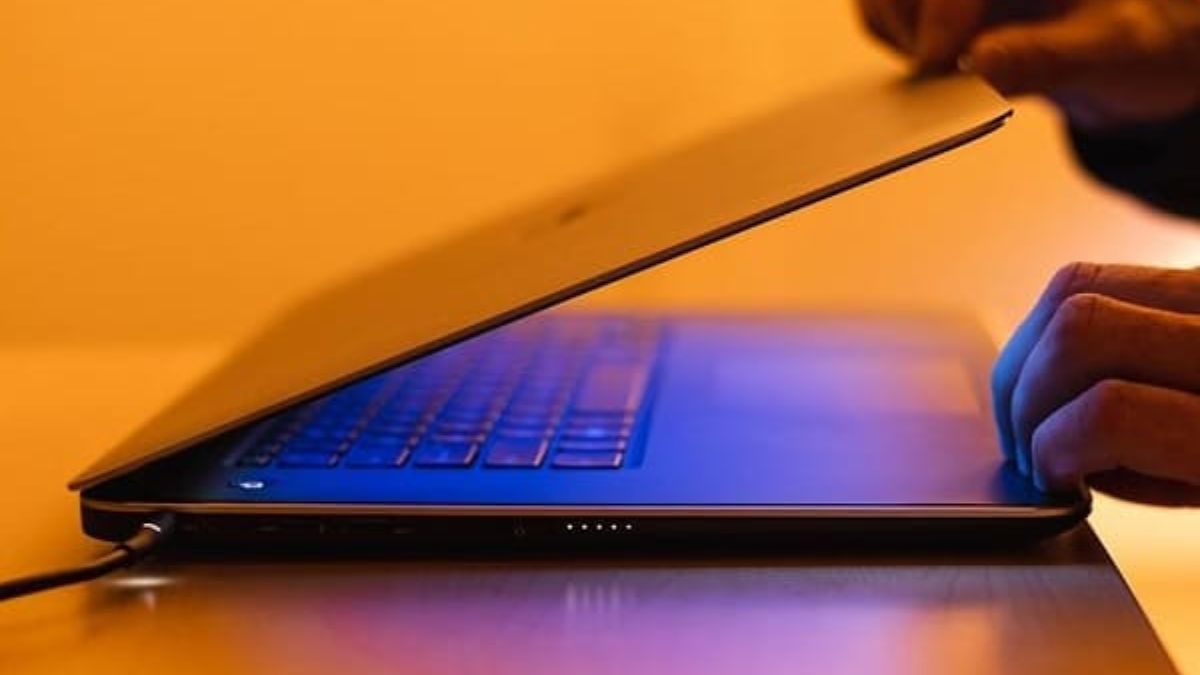 gập màn hình laptop mà không tắt máy win 11 12